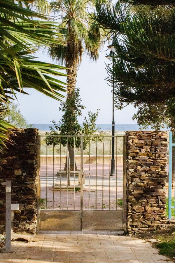 The Perfect Front Beach Almerimar Exterior photo